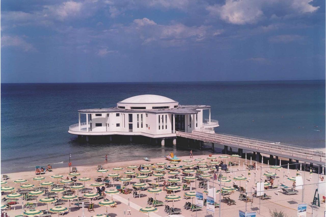 Hotel De La Ville Senigallia Exteriör bild