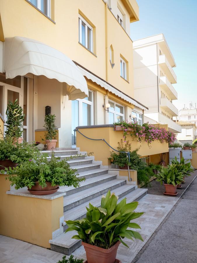 Hotel De La Ville Senigallia Exteriör bild